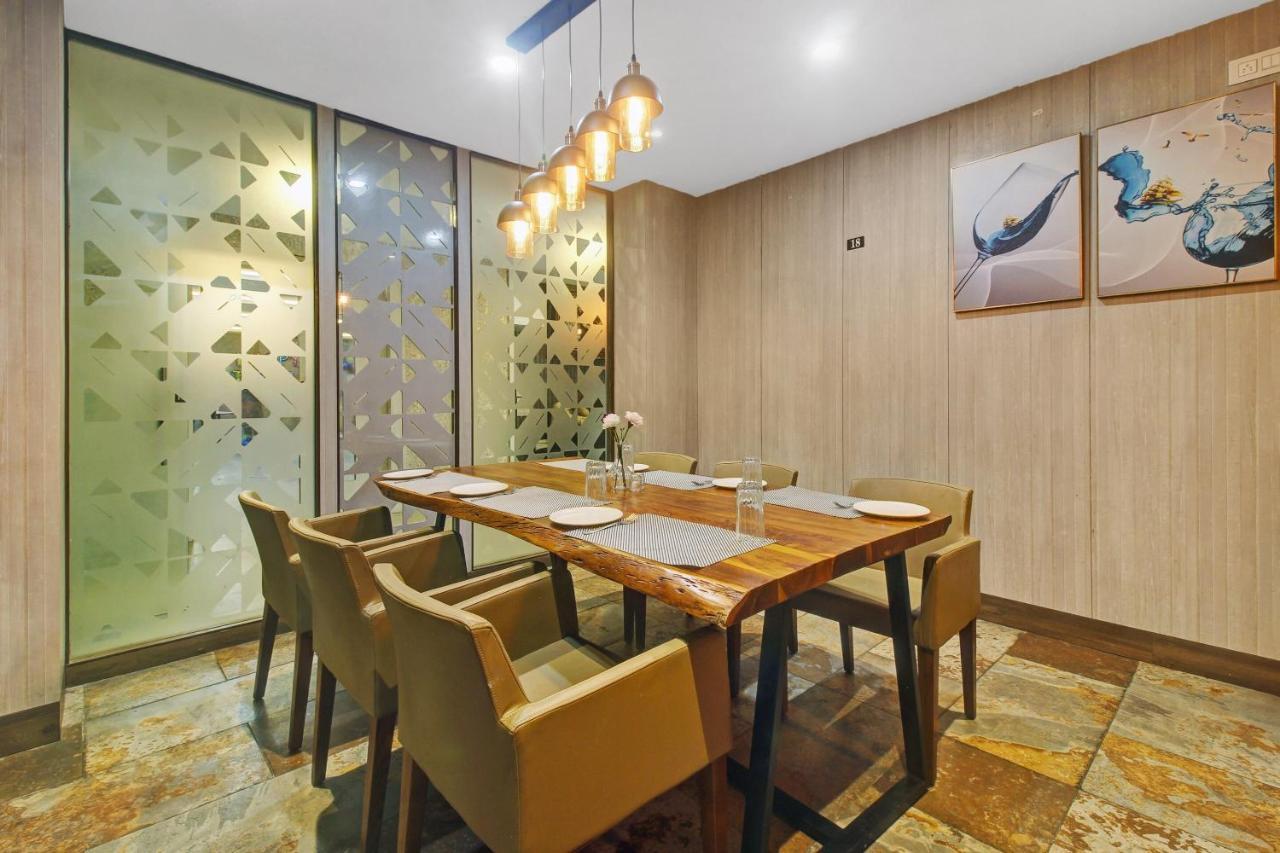 Collection O Hotel Swagath Pride Mancherāl Exterior photo