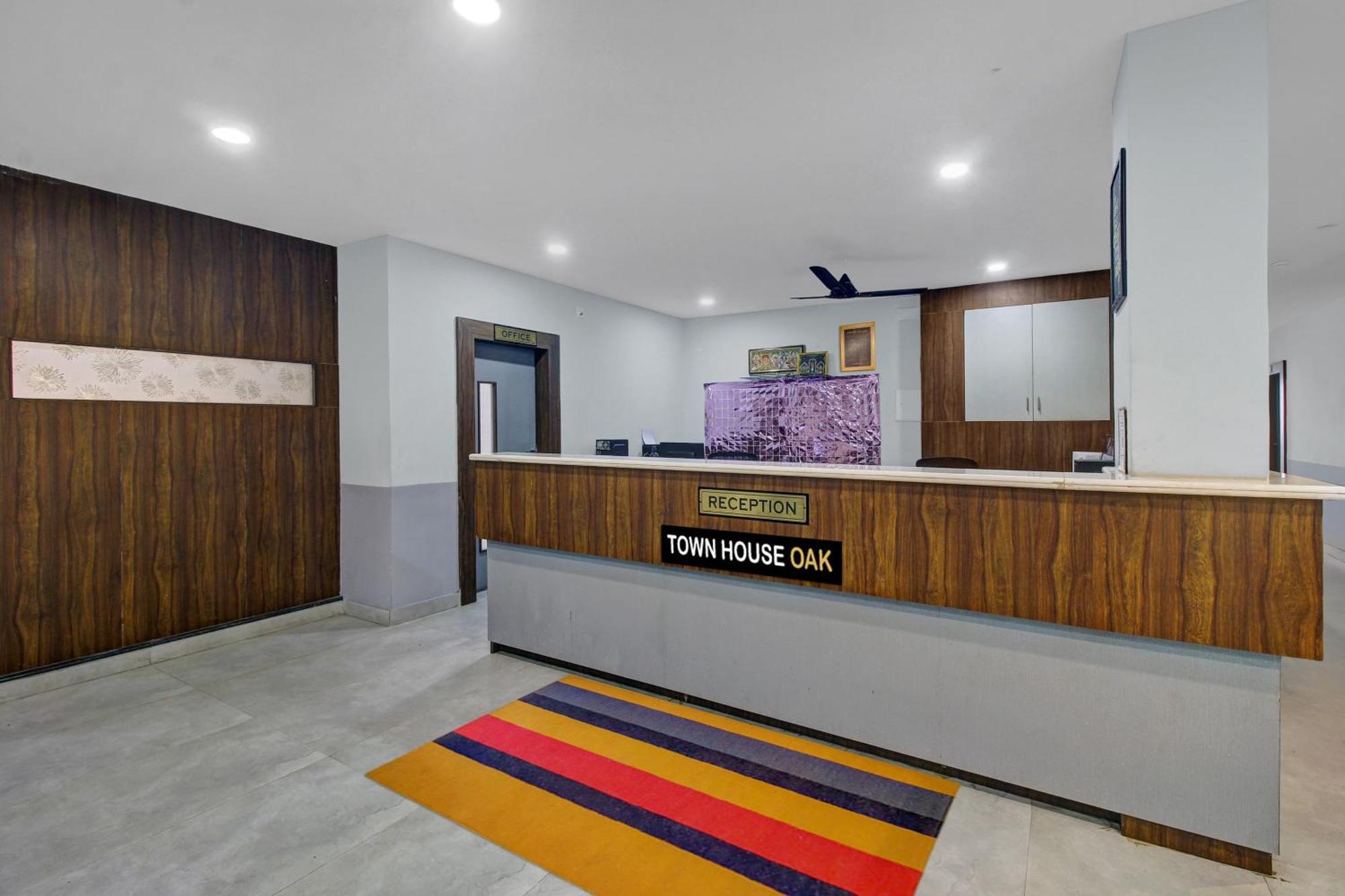 Collection O Hotel Swagath Pride Mancherāl Exterior photo